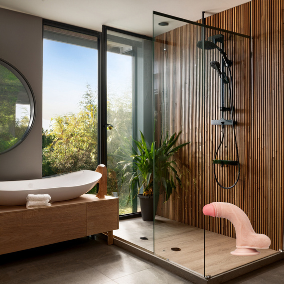 MEGA REALISTYCZNY GIĘTKI PENIS DILDO Z RUCHOMĄ SKÓRKĄ I MOCNĄ PRZYSSAWKĄ