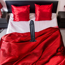 POTĘŻNE DILDO Z PRZYSSAWKĄ WIELKI GIĘTKI PENIS Z MOCNO ZARYSOWANĄ GŁÓWKĄ